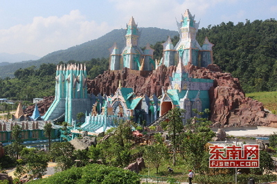 2013海峡客家旅游欢乐节在龙岩新罗开幕