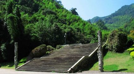 一流的龙潭湖划船当选龙岩新罗旅游网:优质龙岩好玩的项目