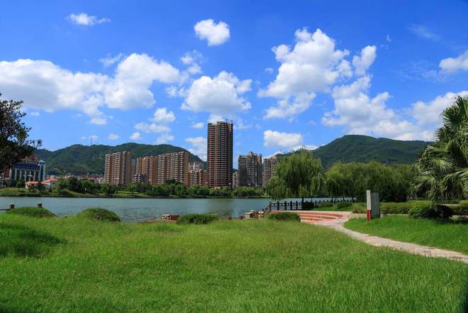 龙岩、三明、南平：为何是典型三线城市，并聚焦龙岩新罗旅游发展